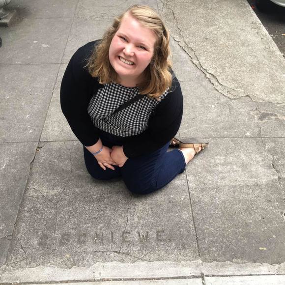 Meet your Posher, Kate - Picture 1 of 1