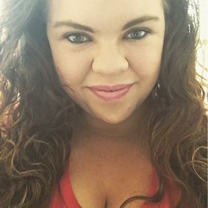 Meet your Posher, Tori