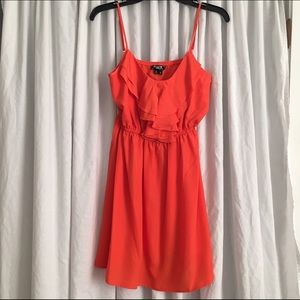 Orange summer dress w/ ruffles ☀️🍊