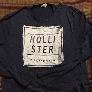 Men's Hollister long sleeved shirt!