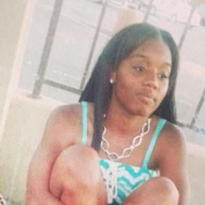 Meet your Posher, Ebonie