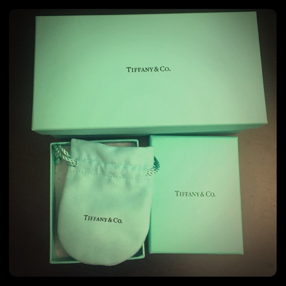 Tiffany sunglass box