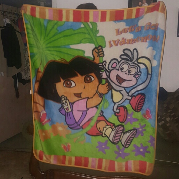 CARTOON SUPER SOFT CORAL FLEECE: DORA THE Explorer - Picture 4 of 4