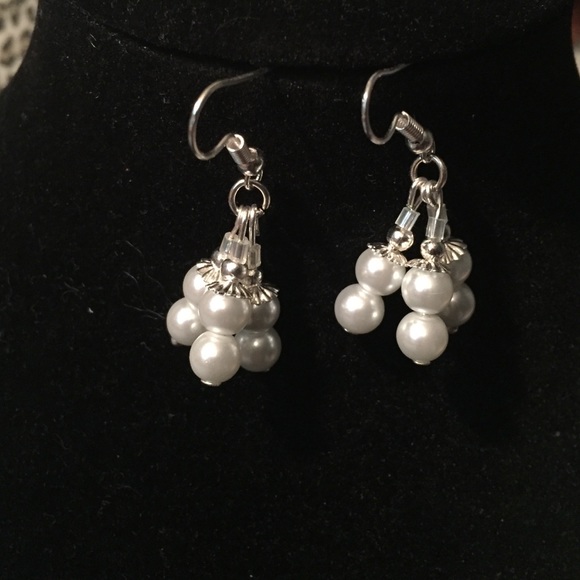 Cute chandelier earrings - Picture 1 of 4