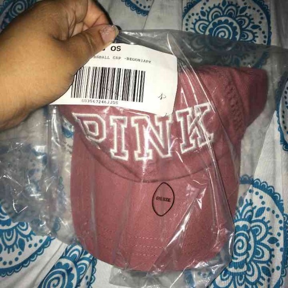 NWT VS PINK Begonia Hat