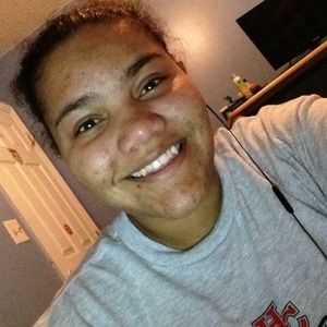 Meet your Posher, Whitney