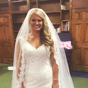 Meet your Posher, Lindsey