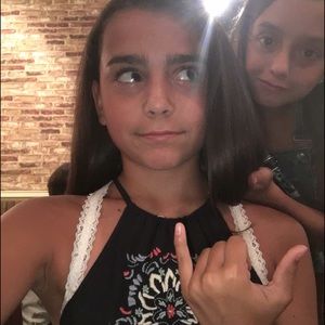 Meet your Posher, Ella