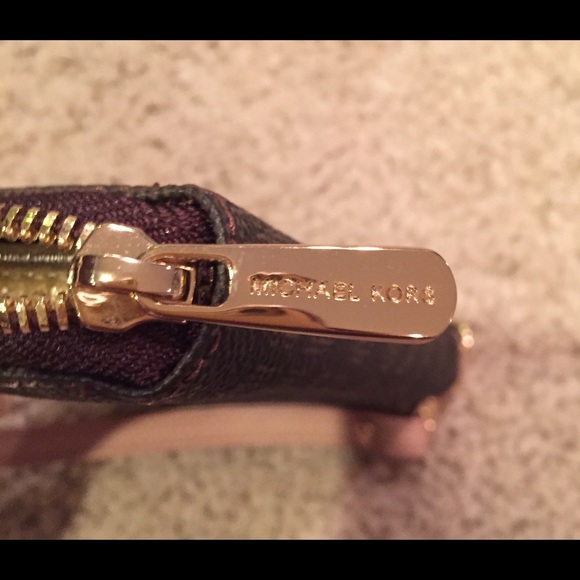 Michael Kors Wristlet - Picture 3 of 3