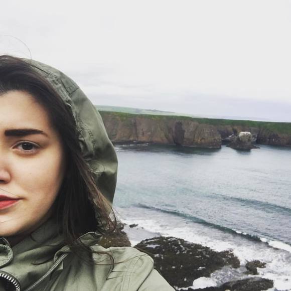 Meet your Posher, Lynley