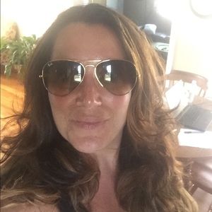 Meet your Posher, Joann