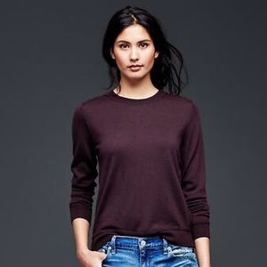 GAP 100% Fine Knit Merino Wool Crewneck Sweater