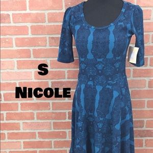 LuLaRoe Nicole Dress
