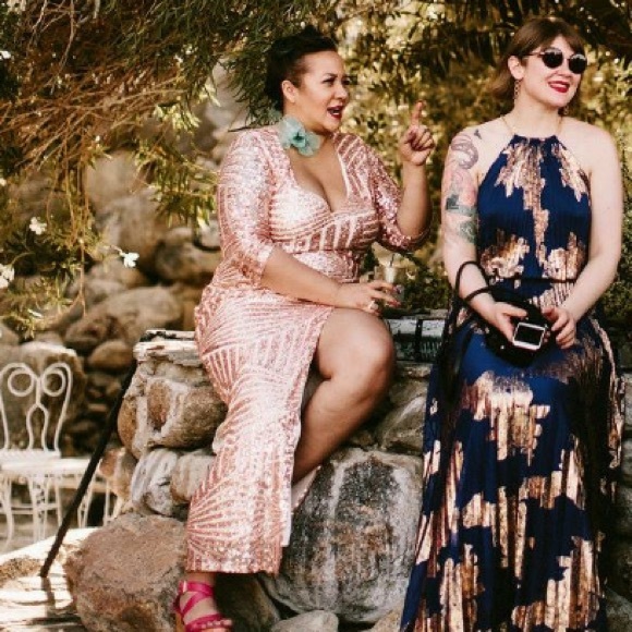 Curve Pink Sequin Evening dress - Picture 2 of 4