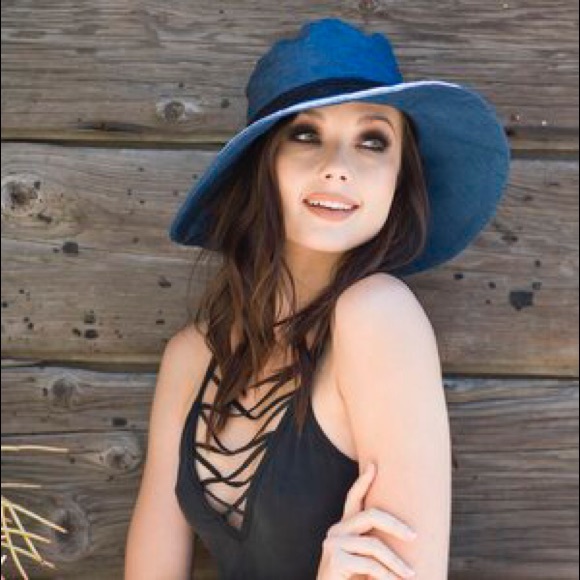 Denim wide brim sun hat with black fishnet band - Picture 3 of 4