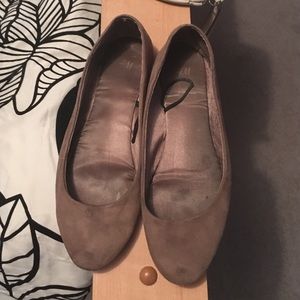 H&M nude flats
