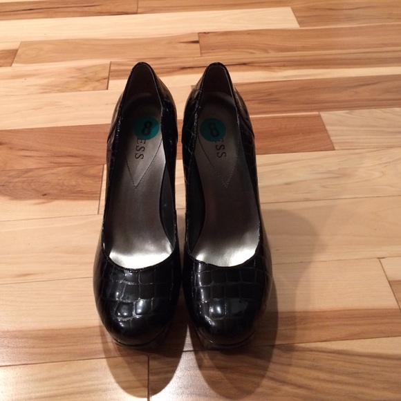Guess heels