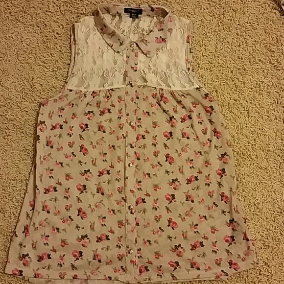 Juniors Loose Rose Blouse from Ross - Picture 1 of 1