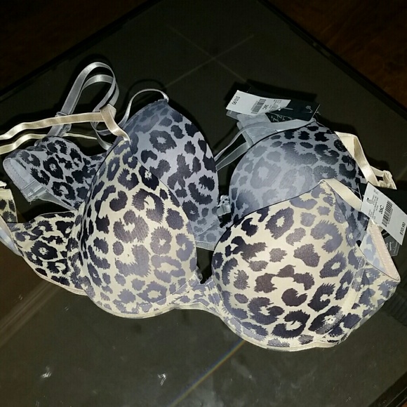 2 bras size 36C