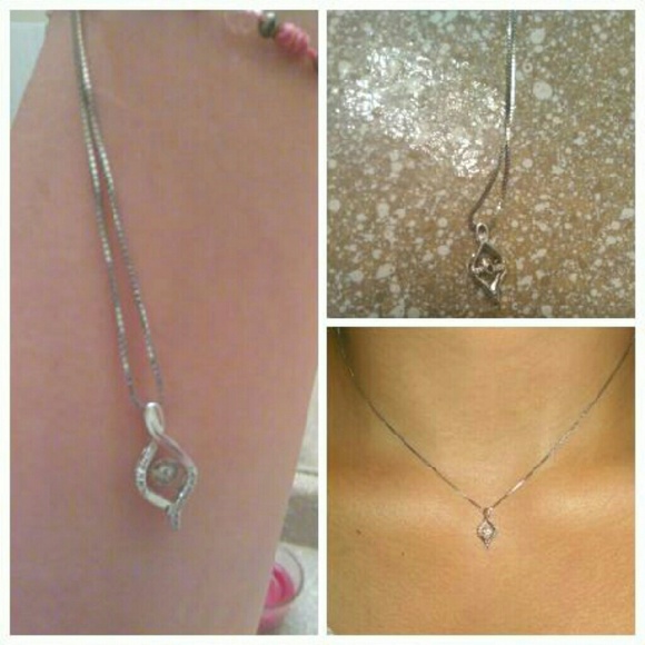 Sterling silver diamonds in rhythm neclace