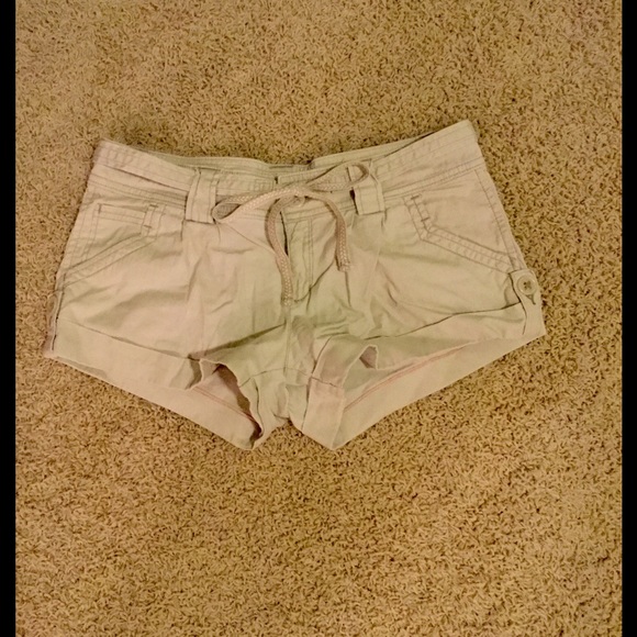 American Eagle cuffed khaki shorts with tie belt