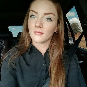 Meet your Posher, Camille