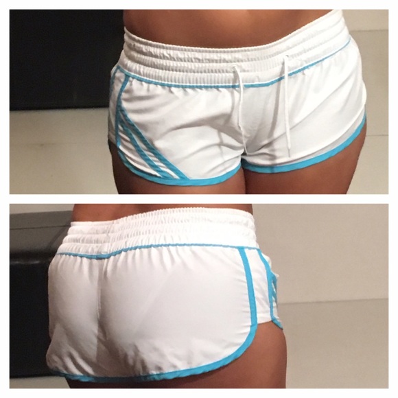 ATHLETIC RUNNING SHORTS - Picture 2 of 4