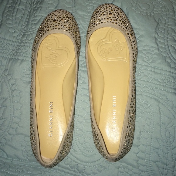 Gianni Bini flats
