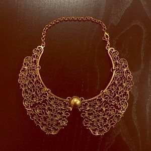 Gold lace collar necklace