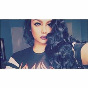 Meet your Posher, Deanna