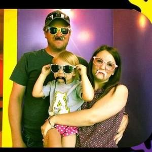 Meet your Posher, Candace