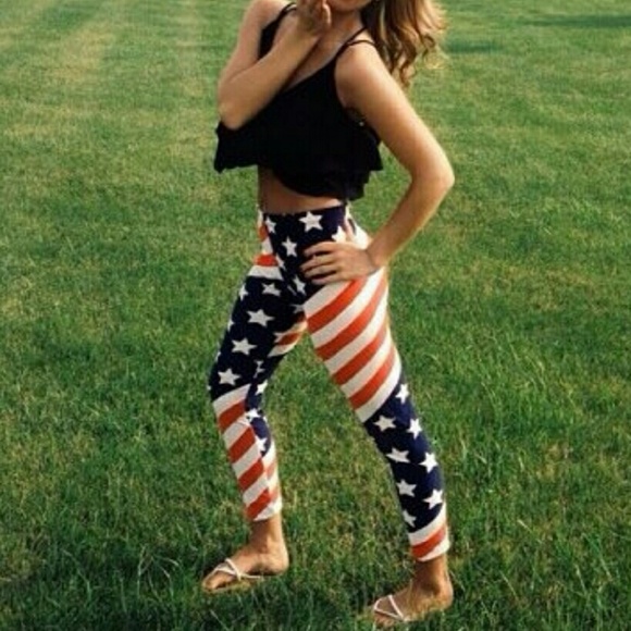 Boutique Pants - ⤵️🔥 << American Flag Leggings >>