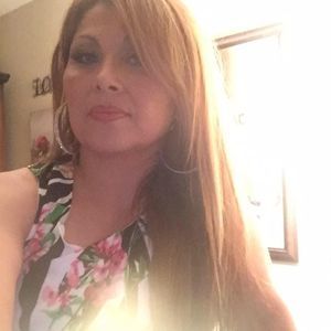 Meet your Posher, Debbie