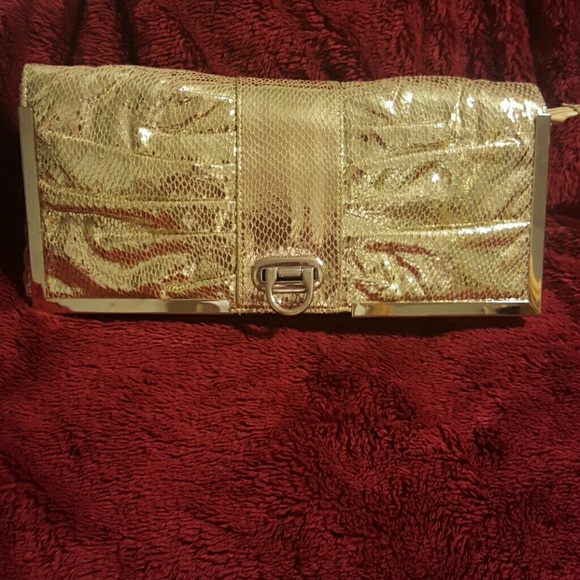 Gold Metallic Purse - Picture 1 of 3