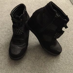 Disney Shake it up children's high heeled sneakers