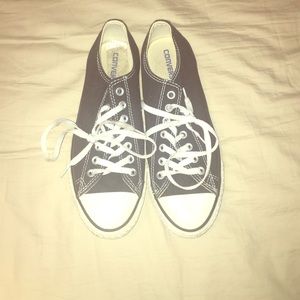 Black converse