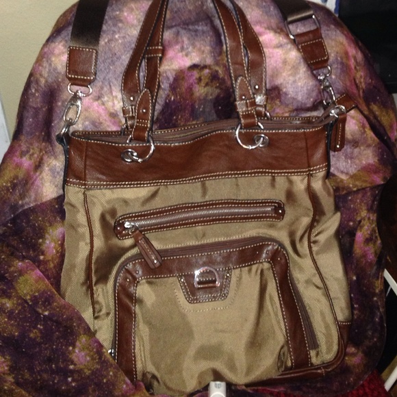 🎉🎉SALE Crossbody St Johns Bay Purse