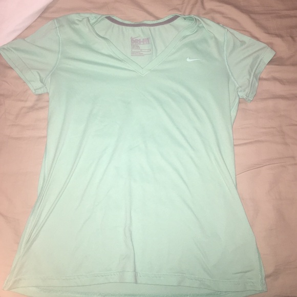 Nike dri-fit v neck - Picture 1 of 1
