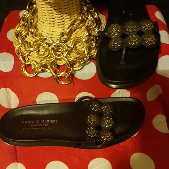 Donald JPliner Sandal 7N