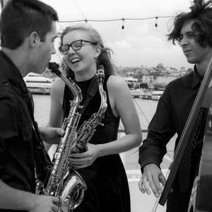 Meet your Posher, Caitie