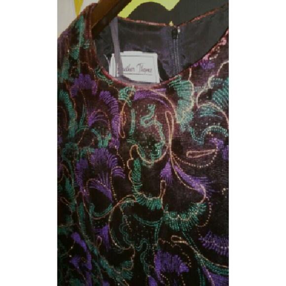 VINTAGE | VELVET DRESS - Picture 3 of 4