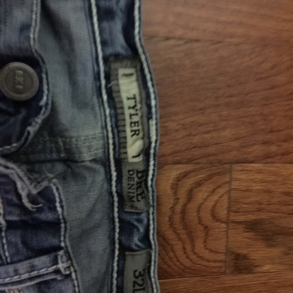 Boys BKE jeans. 32L. Tyler