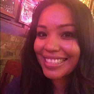 Meet your Posher, Desiree