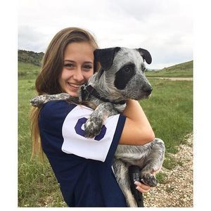 Meet your Posher, Laura