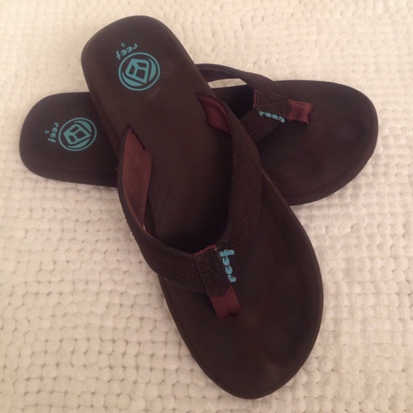 Reef sandals- size 9