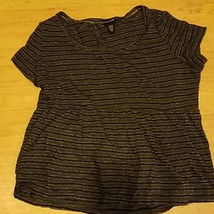 Torrid grey top w/ navy and shiny gold stripes