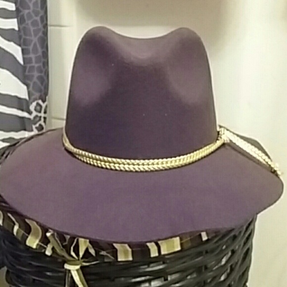 Brown Hat - Picture 1 of 4