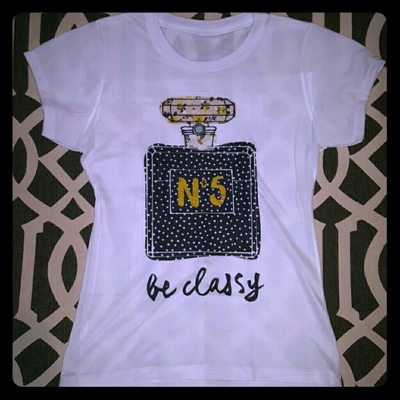 CHANEL Tops - 1 small left! {N°5 Be Classy Tee}