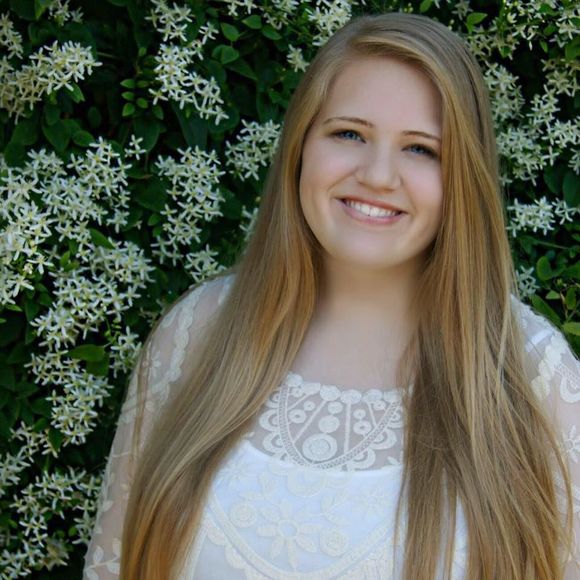 Meet your Posher, Sophia