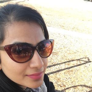 Meet your Posher, Pooja